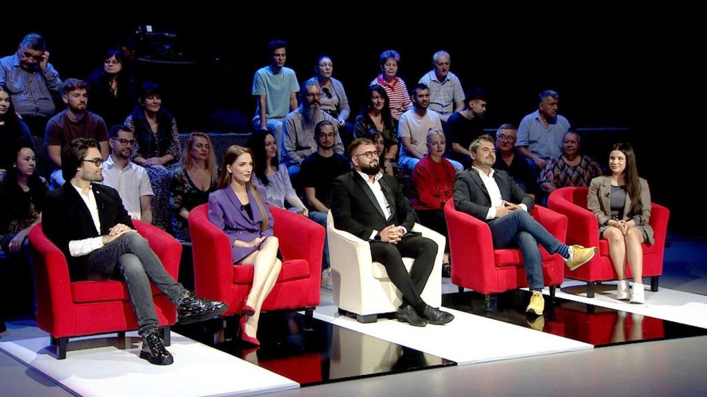 Aseară, la TVR1, botoșăneanul nostru Daniel Câșlariu, președintele Asociației Grup Civic Botoșani, a fost prezentat în campania „Omul Anului 2025”. Un exemplu de curaj, implicare și dragoste pentru comunitate! 